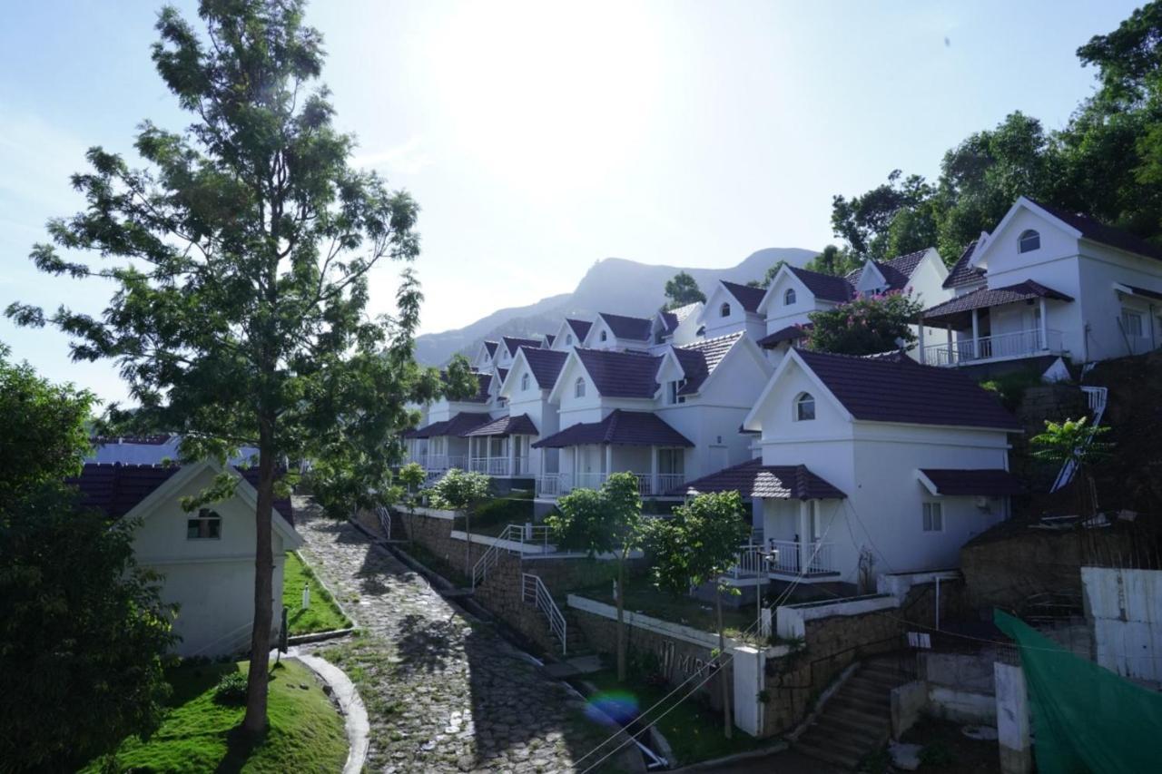 Mirth Hotels And Resorts Kanthalloor Exteriér fotografie